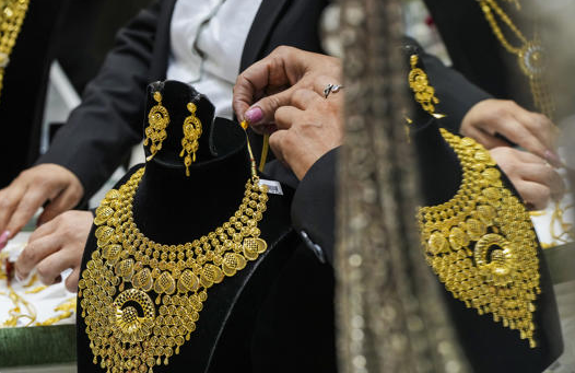 Gold Jumps Rs 700 To Rs 82K Per 10 Gm Gold Silver Prices In Major